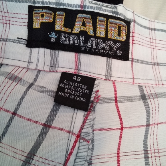 2-$10 Men's Galaxy by Harvic Big and Tall Plaid Cargo Shorts size 48 - Picture 3 of 3